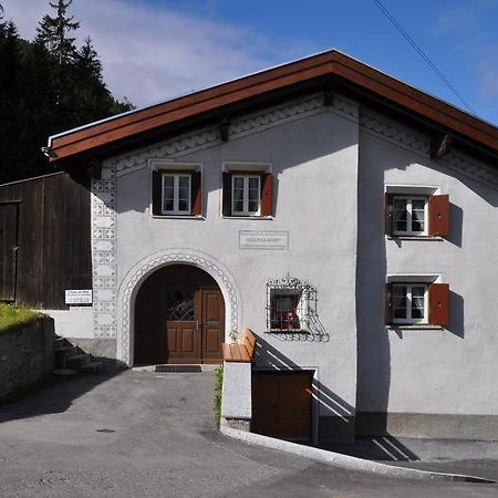 Guardamunt Villa Scuol Exterior photo
